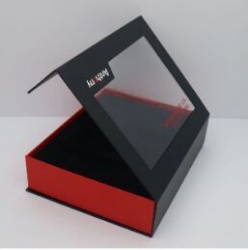 Custom magnetic closure box